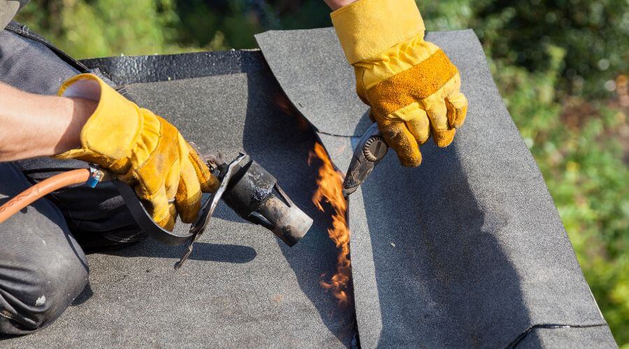 Expert Emergency Roof Repairs services in Farmington, NM
